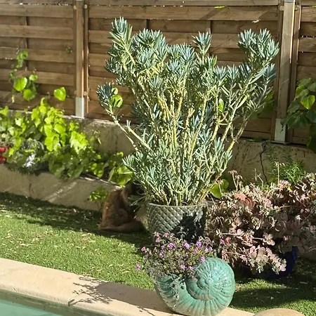 Apartment Rare, Private Garden, 2bdr, Monaco Border