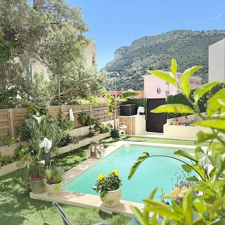 아파트 Rare, Private Garden, 2bdr, Monaco Border *