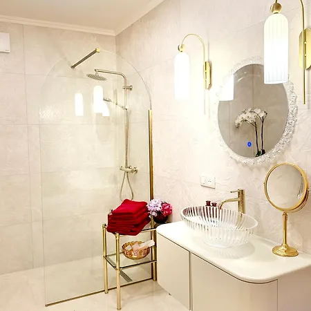 Apartment Monaco 2bdr Luxury Apartment, Private Garden&pool