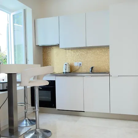 Monaco 2bdr Luxury Apartment, Private Garden&pool *