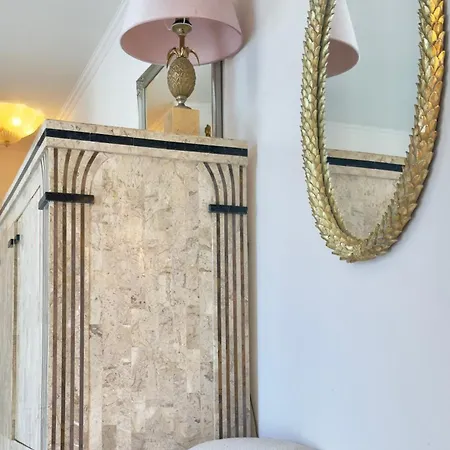 Monaco 2bdr Luxury Apartment, Private Garden&pool Apartment Beausoleil