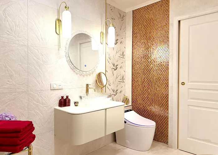 Monaco Formula 1 Luxury Apartment, Garden, Pool شقة *
